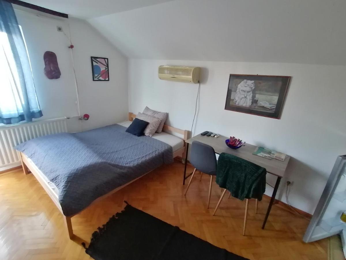 Apartamento Mansarda Kraljevo Exterior foto
